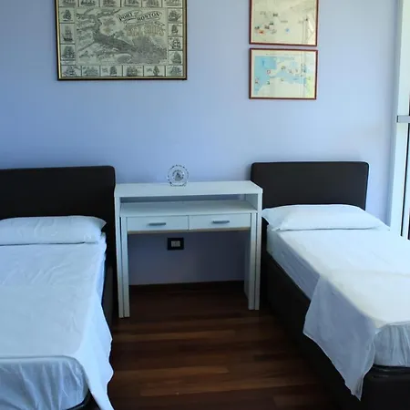 Casa Plancia Apartment *